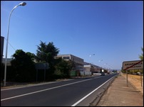 El Ayuntamiento de Argamasilla de Calatrava mejora la seguridad de la carretera a Puertollano con la renovación de los báculos